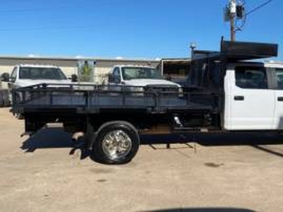 Ford Super Duty F-550 Chassis Cab 7300