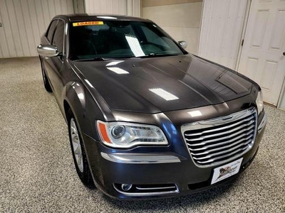 2013 Chrysler 300C for Sale in Northwoods, Illinois