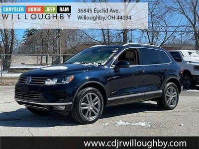 2016 Volkswagen Touareg for Sale in Chicago, Illinois