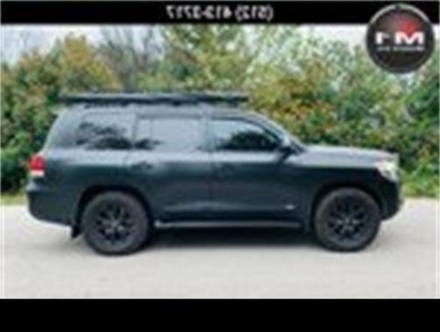 2017 Toyota Land Cruiser for Sale in Chicago, Illinois