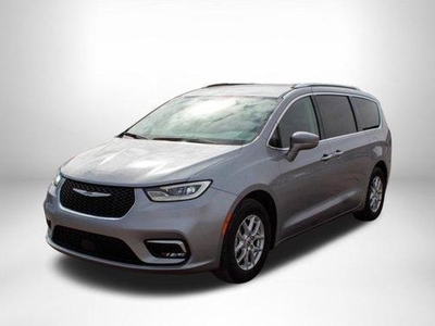 2021 Chrysler Pacifica for Sale in Northwoods, Illinois