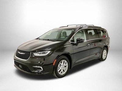 2021 Chrysler Pacifica for Sale in Northwoods, Illinois