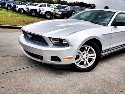 Ford Mustang 3.7L V-6 Gas