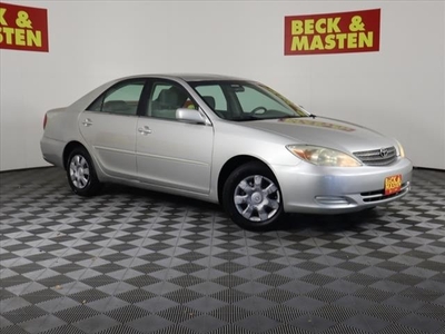 Pre-Owned 2004 Toyota Camry SE