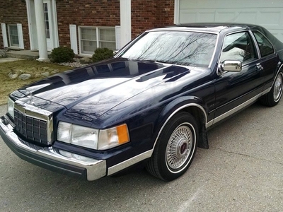 1990 Lincoln Mark VII Blass Edition