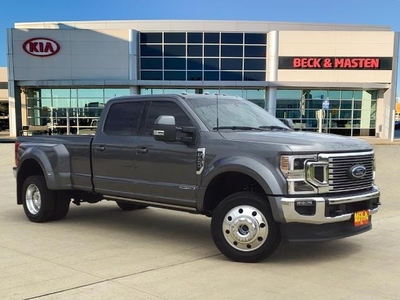 Pre-Owned 2022 Ford F-450SD Lariat