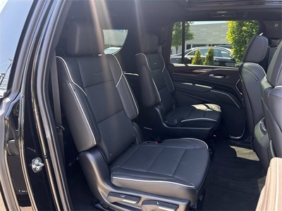 2022 Cadillac Escalade ESV Premium Luxury in Englewood Cliffs, NJ