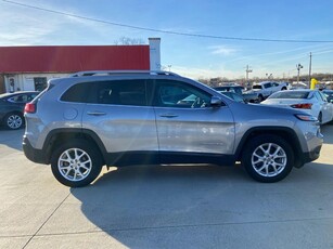 2018 Jeep Cherokee 2WD Latitude Plus in Saint Peters, MO