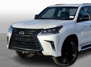 Lexus LX 5700