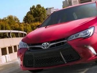 2016 Toyota Camry for Sale in Co Bluffs, Iowa
