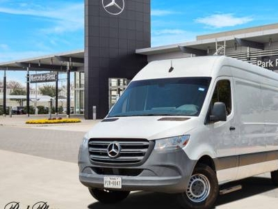 Mercedes-Benz Sprinter Cargo Van 3.0L V-6 Diesel Turbocharged