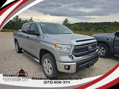 2015 Toyota Tundra for Sale in Northwoods, Illinois