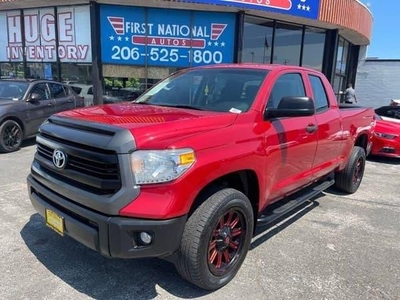 2017 Toyota Tundra 4WD for Sale in Chicago, Illinois