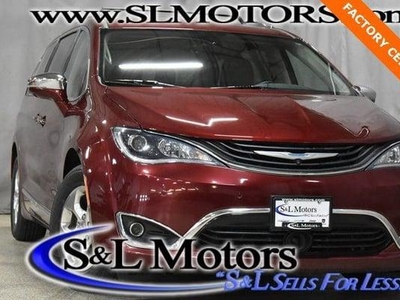 2018 Chrysler Pacifica for Sale in Northwoods, Illinois