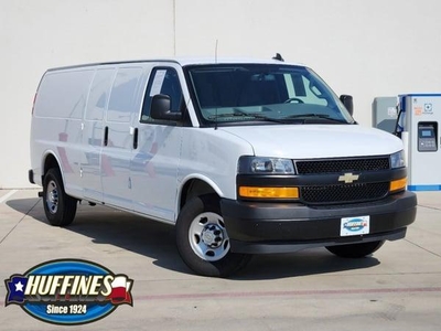 2021 Chevrolet Express 2500 for Sale in Chicago, Illinois