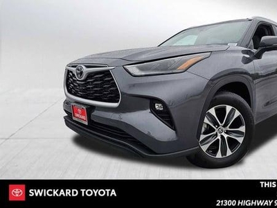 2023 Toyota Highlander for Sale in Orland Park, Illinois