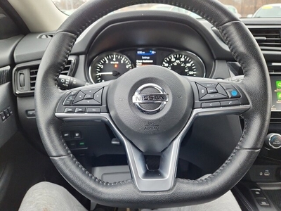 2020 Nissan Rogue SL in Coralville, IA