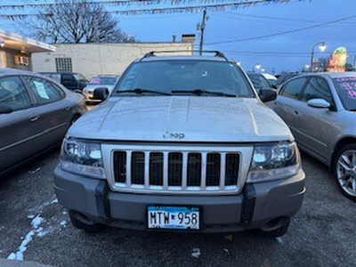 2004 Jeep Grand Cherokee 4dr Laredo 4WD for sale in Minneapolis, MN