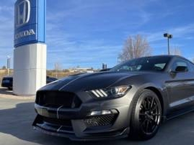 Ford Mustang 5200