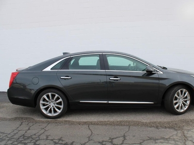 2016 Cadillac XTS Luxury Collection in Alton, IL