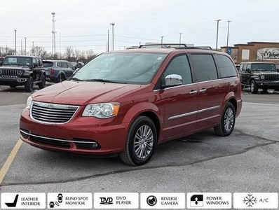 2014 Chrysler Town & Country for Sale in Co Bluffs, Iowa