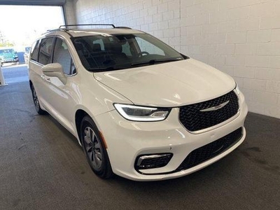 2021 Chrysler Pacifica for Sale in Saint Louis, Missouri