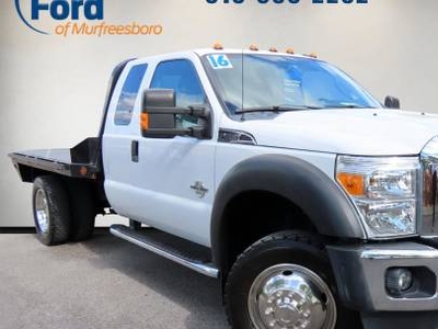 Ford Super Duty F-450 Chassis Cab 6.7L V-8 Diesel Turbocharged