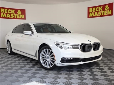 Pre-Owned 2016 BMW 7 Series 740i