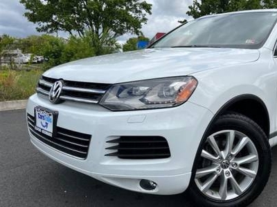 Volkswagen Touareg 3.6L V-6 Gas