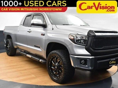 2017 Toyota Tundra 4WD for Sale in Chicago, Illinois