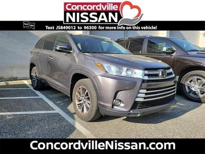 2018 Toyota Highlander for Sale in Chicago, Illinois