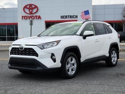 2019 Toyota RAV4 for Sale in Chicago, Illinois