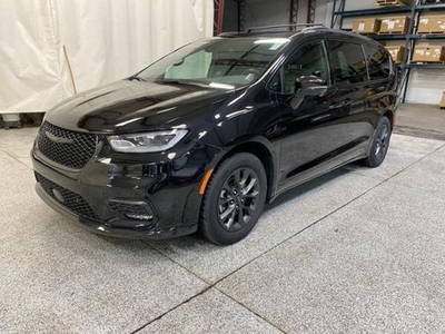 2021 Chrysler Pacifica for Sale in Chicago, Illinois