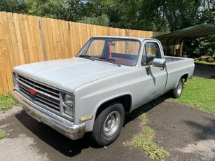 FOR SALE: 1985 Chevrolet C10 $9,995 USD