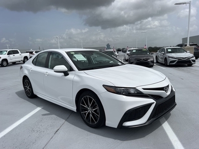 Used 2021Pre-Owned 2021 Toyota Camry SE for sale in West Palm Beach, FL