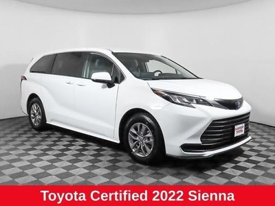 2022 Toyota Sienna for Sale in Co Bluffs, Iowa