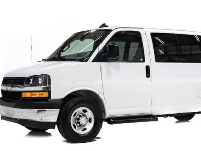 Chevrolet Express Passenger 4300