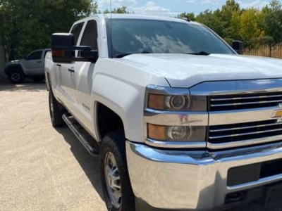 Chevrolet Silverado 2500HD 6.0L V-8 Gas