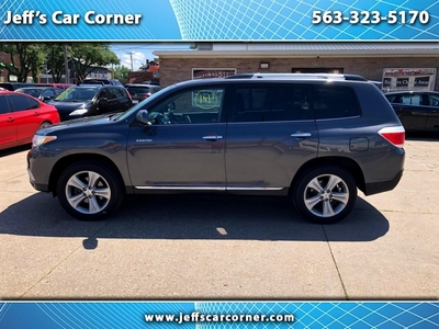 2013 Toyota Highlander Limited 4WD for sale in Davenport, IA