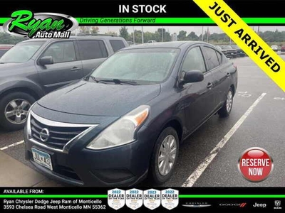 2015 Nissan Versa for Sale in Chicago, Illinois
