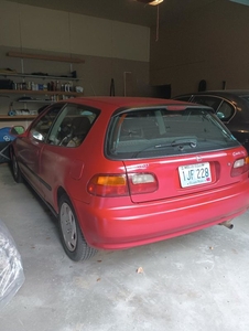 FOR SALE: Very clean and fully functional '94 Honda Civic Si Hatchback $7,500 USD NEG