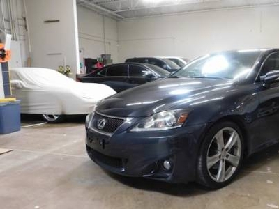 Lexus IS 2500