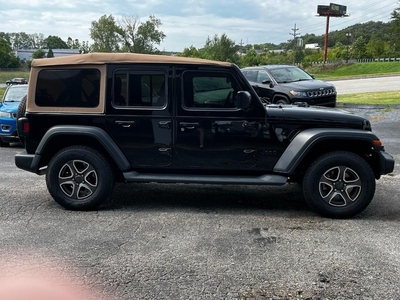 2020 Jeep Wrangler Unlimited Black and Tan 4x4 in Pacific, MO