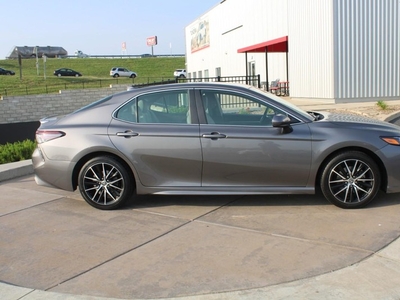 2021 Toyota Camry SE in Saint Louis, MO