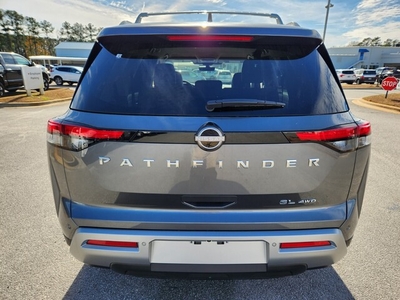 2023 Nissan Pathfinder SL 4WD in Savannah, GA