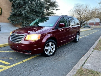 2008 Chrysler Town & Country