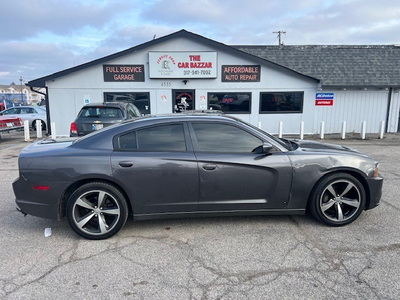 2013 Dodge Charger 4dr Sdn SE RWD for sale in Indianapolis, IN