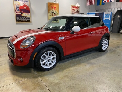 2016 MINI Cooper