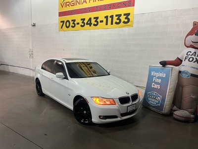 Used 2011 BMW 328i xDrive Sedan for sale in CHANTILLY, VA 20152: Sedan Details - 678039028 | Kelley Blue Book