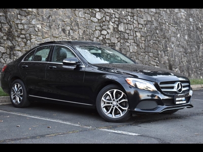 Used 2015 Mercedes-Benz C 300 4MATIC Sedan for sale in DUMFRIES, VA 22026: Sedan Details - 674150544 | Kelley Blue Book